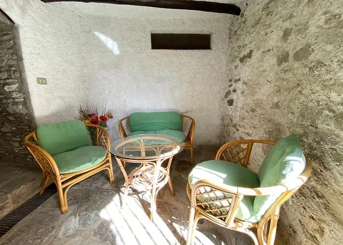 Independent Stone House With View Musso