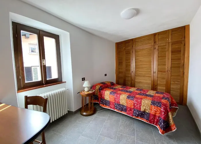 Independent Stone House With View Casa vacanze