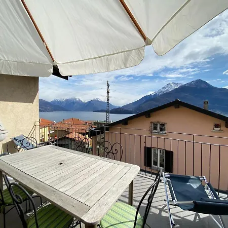 Nyaraló Independent Stone House With View