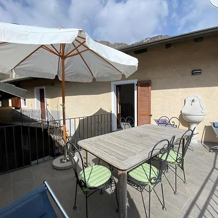 Independent Stone House With View Holiday home