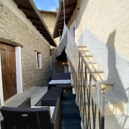 Independent Stone House With View Holiday home