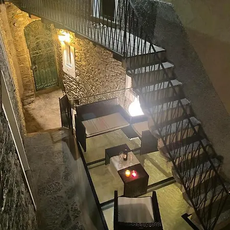 Holiday home Independent Stone House With View *