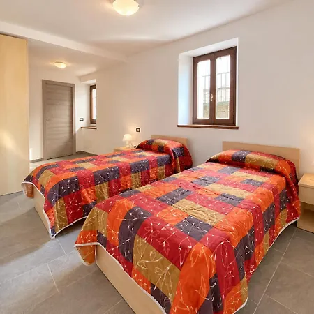 Independent Stone House With View Vakantiehuis *