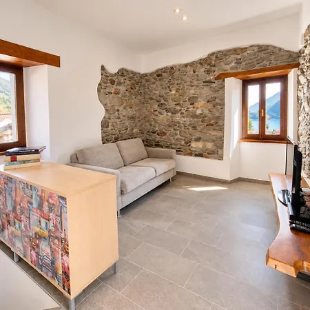 Independent Stone House With View Musso