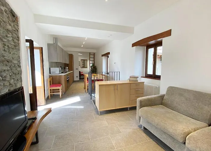 Independent Stone House With View Semesterbostad Musso