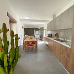 Independent Stone House With View *