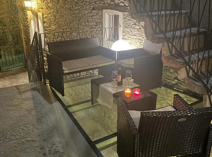 펜션 Independent Stone House With View